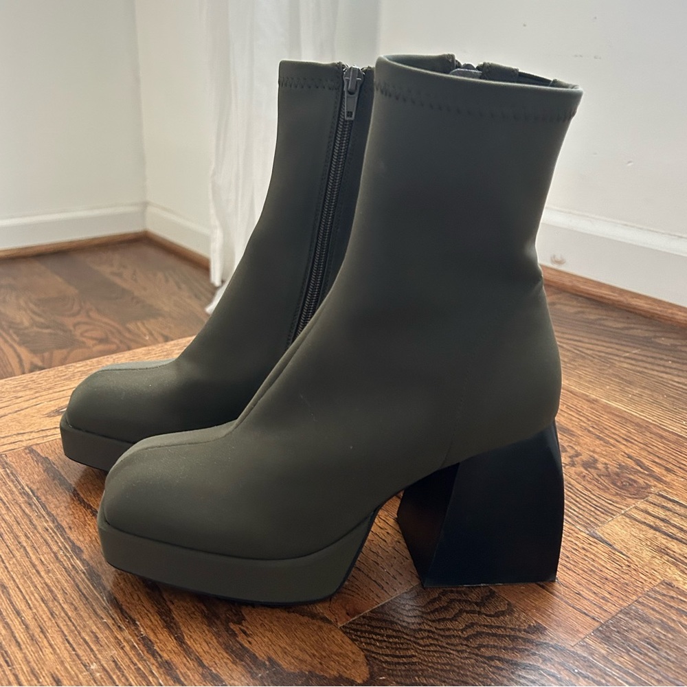Jeffrey Campbell Dauphin Heeled Boots